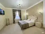 Номер люкс с 1 двуспальной кроватью