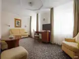 Двухместный люкс Green Hills (двуспальная кровать)