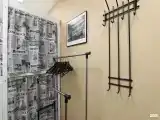 Кровать в шестиместном общем номере