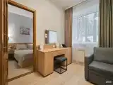 Джуниор Сюит