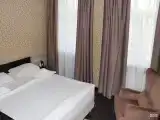 Стандартный номер с большой кроватью (Вид во двор)