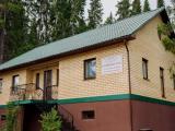 Двухместный номер с одной кроватью и общей ванной комнатой