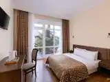 Стандарт с балконом с двуспальной кроватью