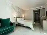 Двухместный номер (Третий корпус) Стандарт Улучшенный с балконом и с видом на горы (двуспальная кровать)