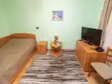 Номер эконом с 1 двуспальной кроватью №12, 13