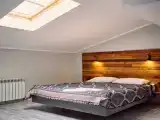 Четырёхместный люкс с 2 комнатами с балконом
