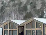 Шале с 2 комнатами с красивым видом из окна
