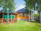 У озера 1