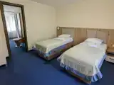 Двухместный семейный полулюкс (2 отдельные кровати)