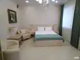 Двухместный полулюкс (двуспальная кровать)