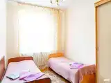 Двухместный номер Economy с видом на горы (2 отдельные кровати)