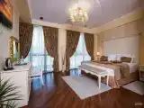 Двухместный полулюкс с балконом (двуспальная кровать)