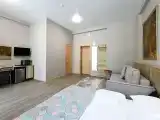 «У скалы» Дабл Плюс