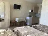 Трехместный номер Стандарт с тремя раздельными кроватями