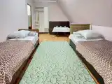 2-комнатный номер комфорт семейный с 2 односпальными и 1 двуспальной кроватью