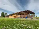 Коттедж с 2 комнатами с красивым видом из окна
