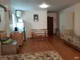 Коттедж стандарт с 2 односпальными и 1 двуспальной кроватью