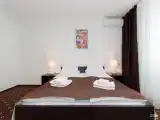 СТАНДАРТ УЛУЧШЕННЫЙ ДВУХМЕСТНЫЙ  С ОДНОЙ ДВУСПАЛЬНОЙ КРОВАТЬЮ