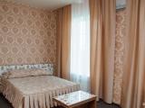 Номер стандарт с 1 двуспальной кроватью