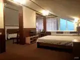 Люкс 4х местный с одной двухспальной кроватью
