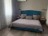 Двухместный люкс с балконом и с видом на город (двуспальная кровать)