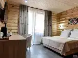 Номер улучшенный с 1 двуспальной кроватью  с балконом №4
