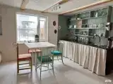 Коттедж с красивым видом из окна