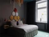 PROPER ROOM