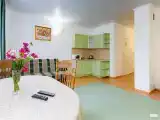Двухкомнатная меблированная комната