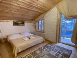 Четырёхместный номер Comfort с балконом и с красивым видом из окна