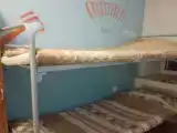 Трёхместный номер с одной обычной и одной 2-х ярусной кроватью