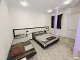 Номер стандарт эконом с 2 односпальными и 1 двуспальной кроватью