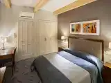 Двухместная студия двуспальная кровать