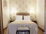Двухместный номер (Главный корпус) Стандарт с видом на парк (двуспальная кровать)