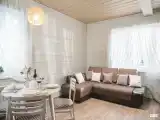 Коттедж улучшенный с 2 односпальными и 1 двуспальной кроватью