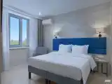 Двухместный люкс с 2 комнатами с балконом (двуспальная кровать)