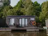 Плавучий дом "Сазан"