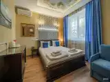 Свѣтлица съ двумя ложнiцами для трѣхъ особъ