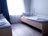 (Хостел Alen) Эконом с двумя кроватями с душем и санузлом на этаже