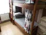 Кровать в 6-местном общем номере
