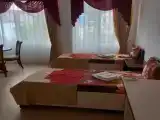 Четырёхместный люкс с красивым видом из окна