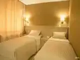 Двухместный номер с двумя отдельными кроватями и душем