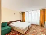 3-х местный стандарт с частичным видом на море