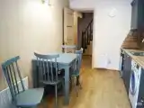 Домик у озера