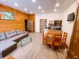Номер стандарт с 1 односпальной и 3 двуспальными кроватями Студенческий