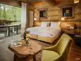 Green Chalet