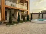 2-комнатные апартаменты с бассейном, 100 м²