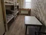 Кровать в 4-местном общем женском номере
