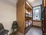 6. Кровать в общем 6-местном номере для женщин