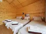 Четырёхместный семейный коттедж с видом на горы